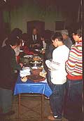 großer Andrang am Dessertbuffet